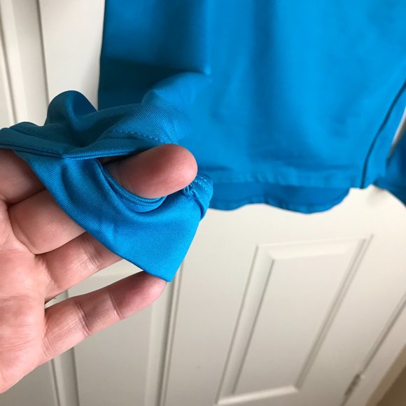 NWT Under Armour Women's ColdGear Fitted Crew Shirt Teal ~ Size XS - Picture 2 of 4